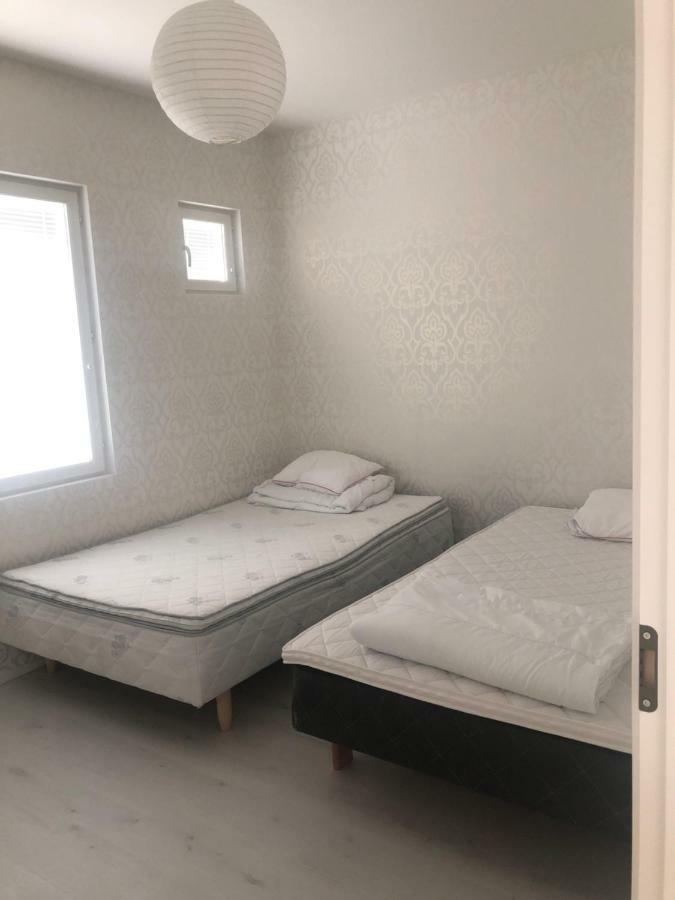 Lomamokki 25 Km Turusta Hotel Masku Екстериор снимка